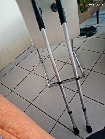 1paire de béquille
