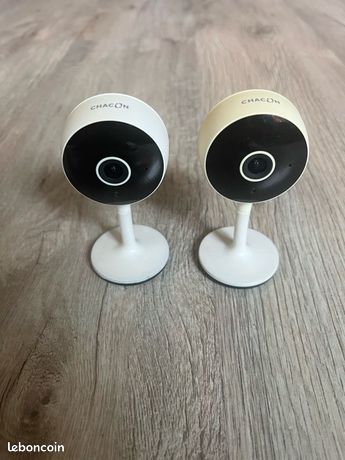 2 caméras intérieur wifi 1080p
