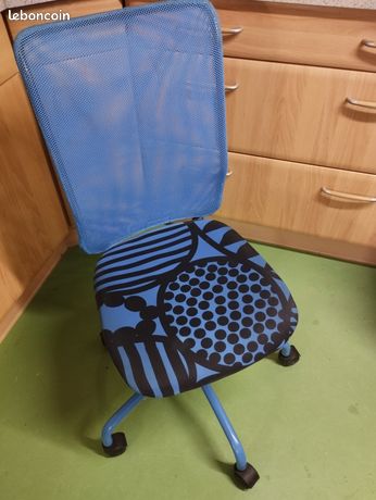 2 chaises bureau bleues