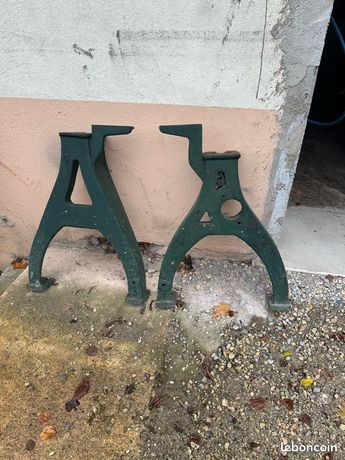 2 pieds en fonte atelier industriel acier ferraille