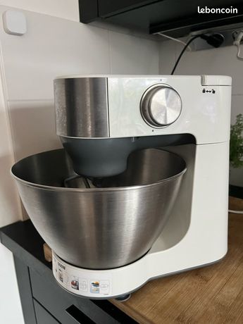 2 robots Kenwood