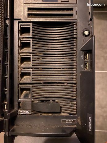 2 serveurs IBM & HP