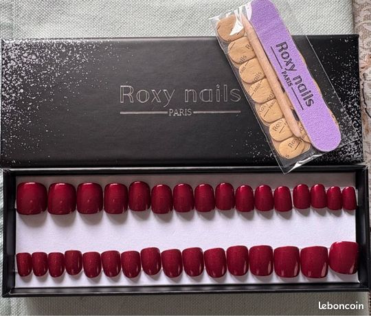 32 faux ongles