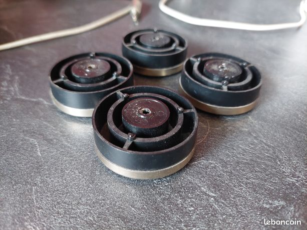 4 pieds pour platine vinyle cd k7 tuner ampli etc