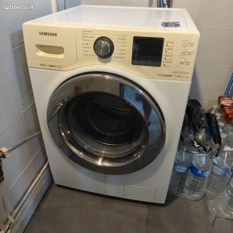 À vendre machine à laver Samsung à réparer