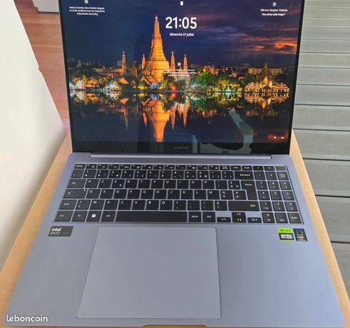 A vendre : PC Portable Samsung Book4 Ultra 9
