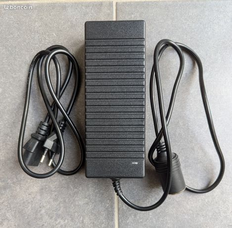 Adaptateur 220V 12V