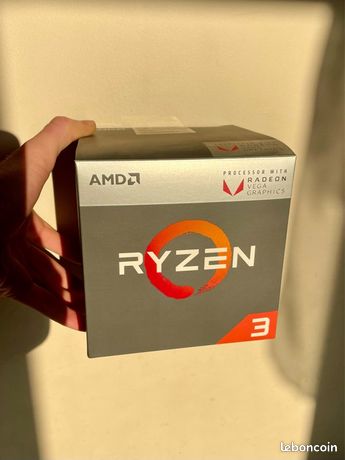 AMD Ryzen 3200G très bon état + boîte