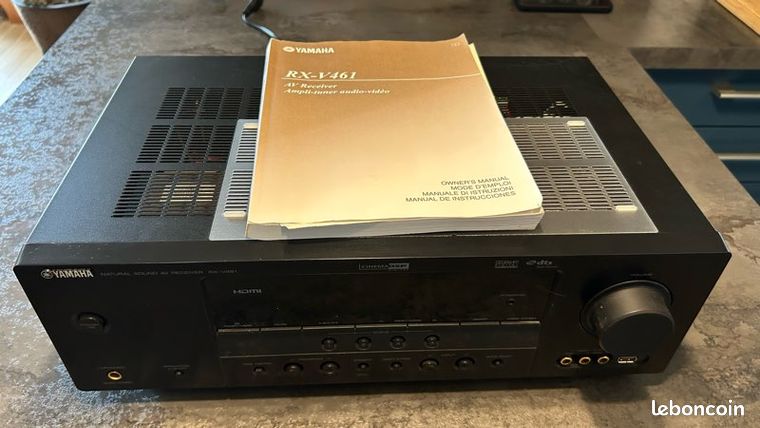 Ampli tuner audio vidéo Yamaha