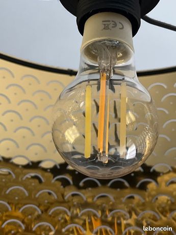 Ampoule LED 7W Wifi connectée Tuya E27 2700K-6500K