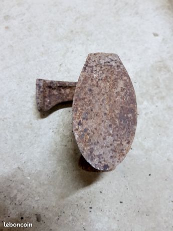 Ancienne enclume de cordonnier
