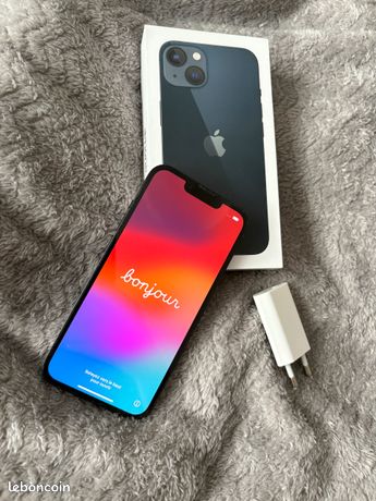 Apple Iphone 13 Midnight 128go en très bon état