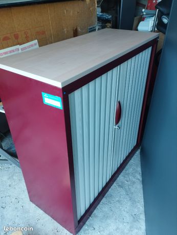 Armoire métallique basse a rideau