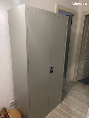 Armoire métallique fermeture à clé barrière à changer