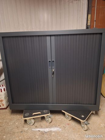 Armoire rideaux