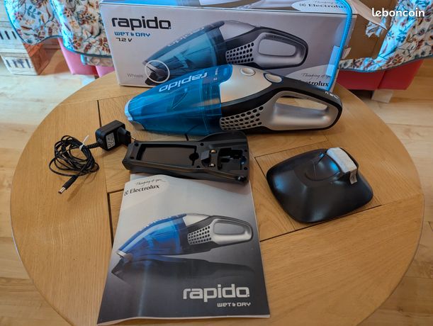 Aspirateur à main