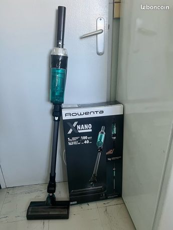 Aspirateur à main