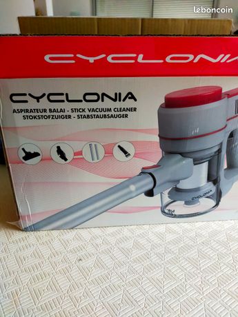 Aspirateur balai