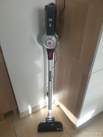 Aspirateur balai