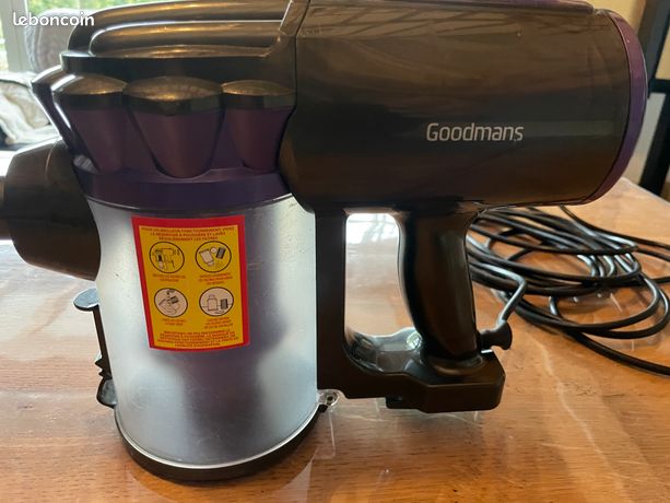 Aspirateur balais