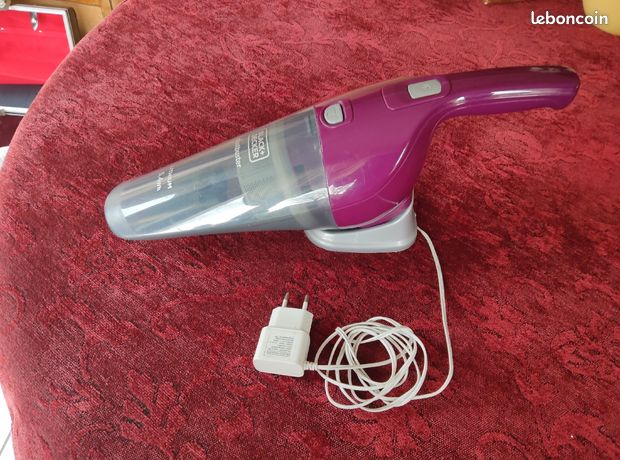 Aspirateur de table