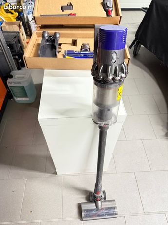 Aspirateur DYSON V11 complet