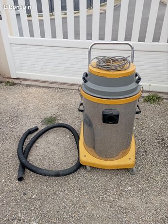 Aspirateur industriel