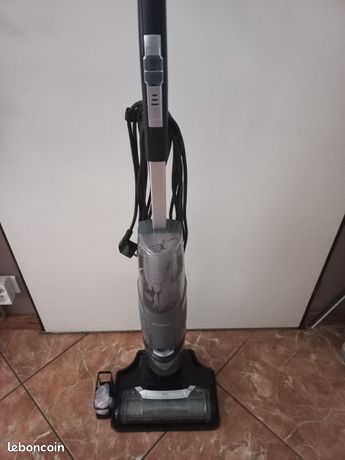 Aspirateur laveur avec fil