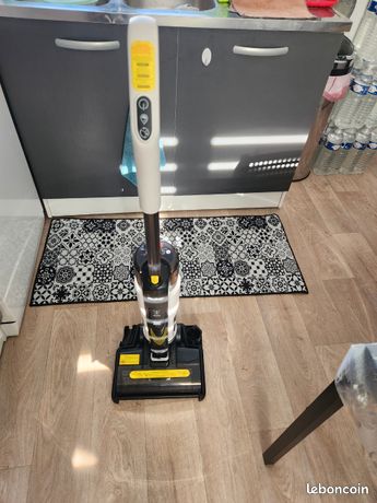 Aspirateur nettoyeur