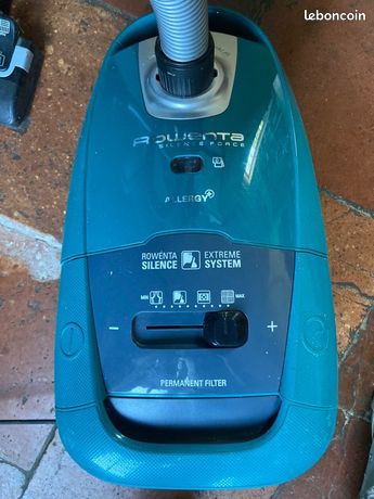 Aspirateur traîneau Rowenta Silence Force