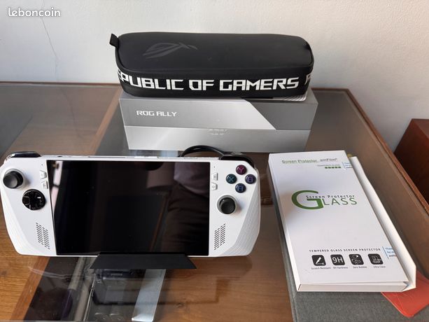 Asus ROG Ally Z1 Extreme - SSD 1To Corsair - Dock JSAUX RGB - Housse ROG - Etat Neuf