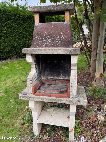 Barbecue en pierre