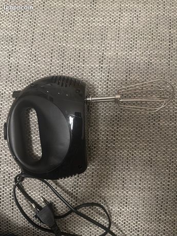 Batteur à uf
