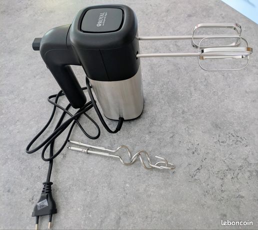 Batteur électrique a mains