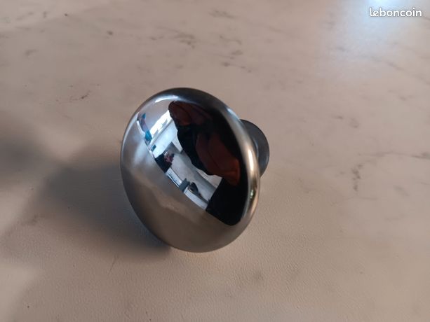 Bouton inoxydable