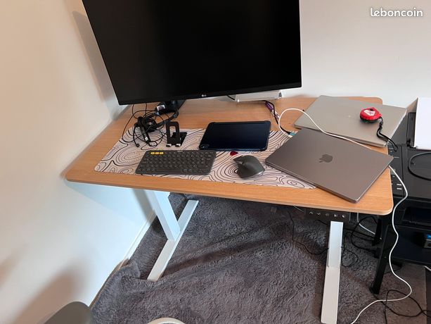 Bureau assis debout