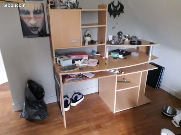 Bureau avec rangement