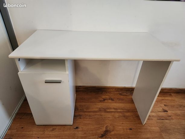 Bureau blanc