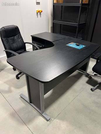 Bureau en bois noir