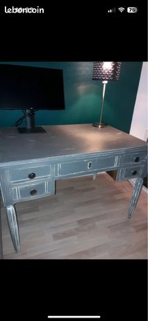 Bureau en bois