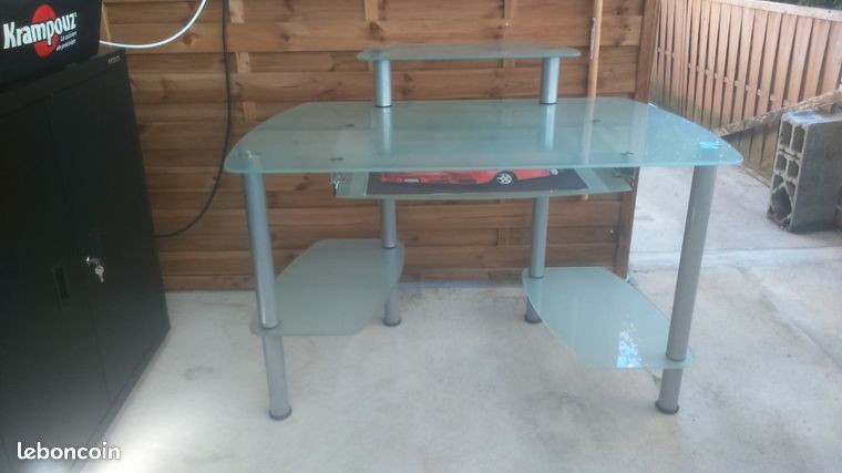 Bureaux en verre