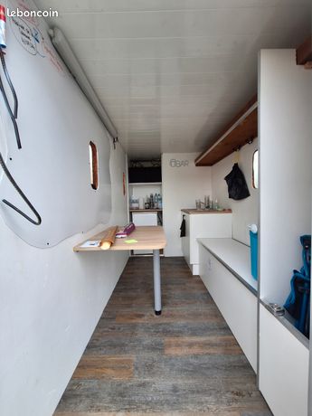 Cabane de chantier/roulotte avec WC