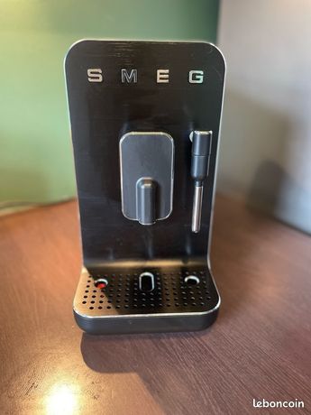 Café broyeur smeg