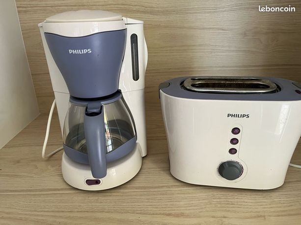 Cafetière grille pain assorti