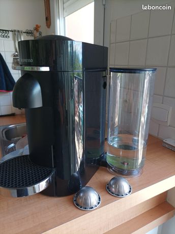 Cafetiere nespresso vertuo plus