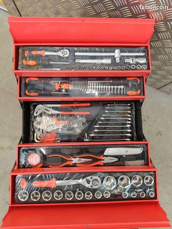 Caisse a outils plombier