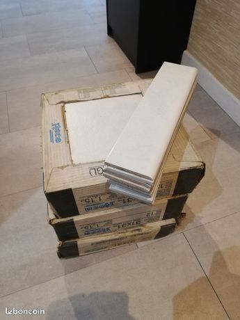 Carrelage 31x31 + plinthe 32x8