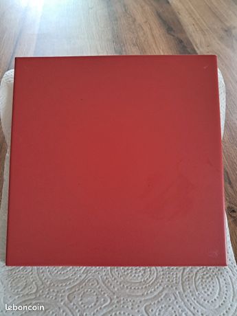 Carrelage rouge