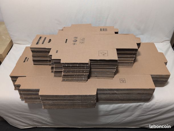 Cartons d'emballage petits et grands