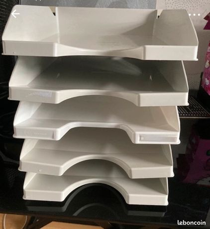 Casiers de rangement plastique dur